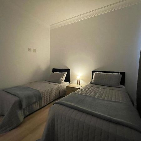 Linda Vista, Um Apartamento Por Andar, 3 Suites, 2 Garagens Balneário Camboriú Eksteriør billede