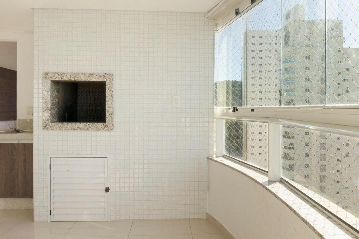 Linda Vista, Um Apartamento Por Andar, 3 Suites, 2 Garagens Balneário Camboriú Eksteriør billede